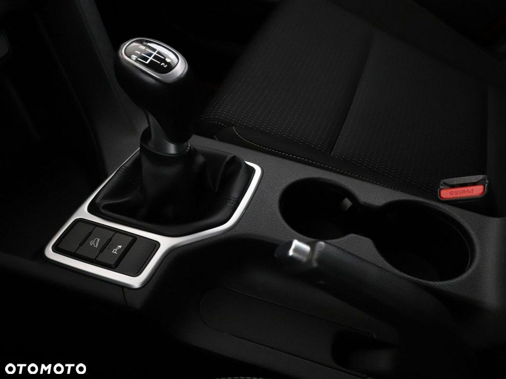 Kia Sportage 1.6 T-GDI 2WD VISION - 28