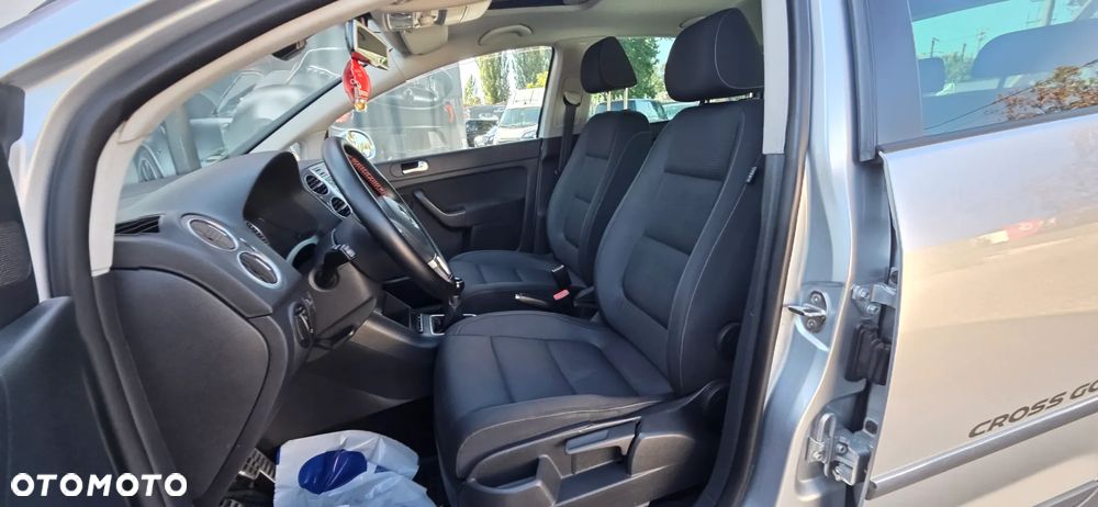 Volkswagen Golf Plus ver-1-4-tsi-trend-fun - 32