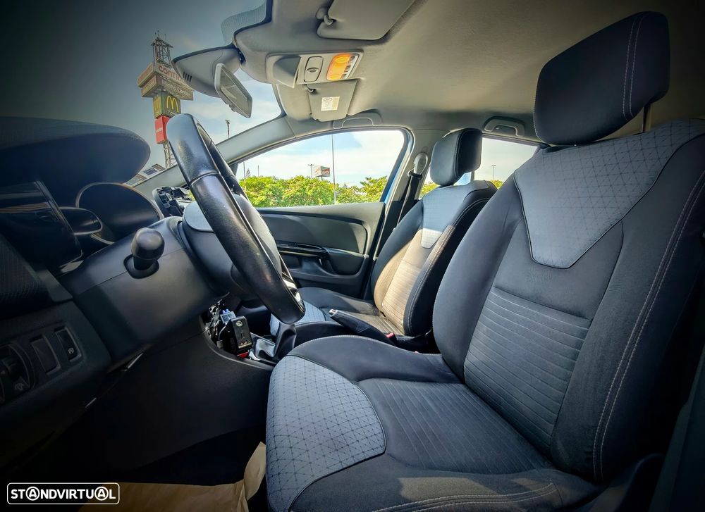 Renault Clio 0.9 TCe GT Line - 13