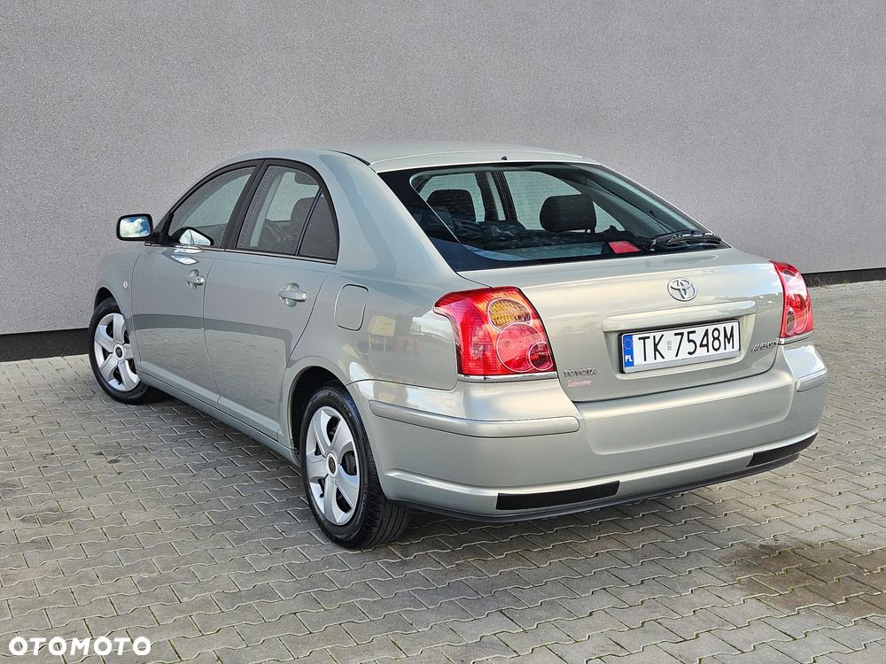 Toyota Avensis 2006 photo 3