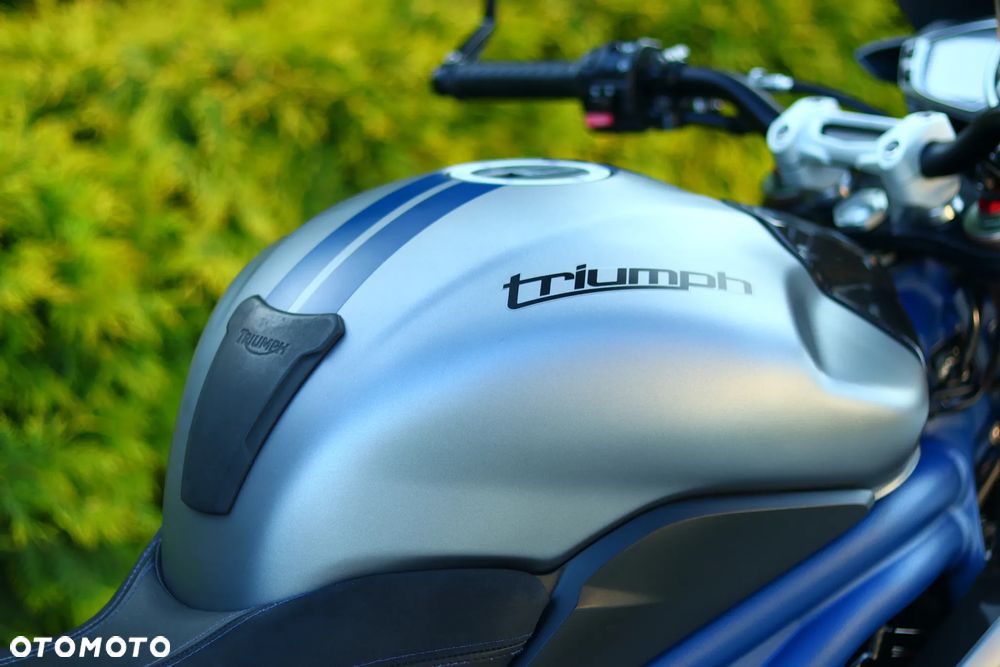 Triumph Speed Triple - 17
