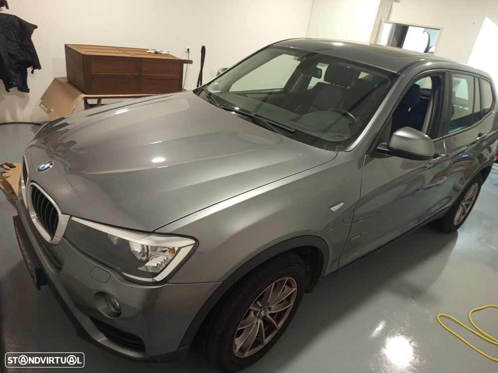 BMW X3 18 d sDrive Advantage Auto - 1