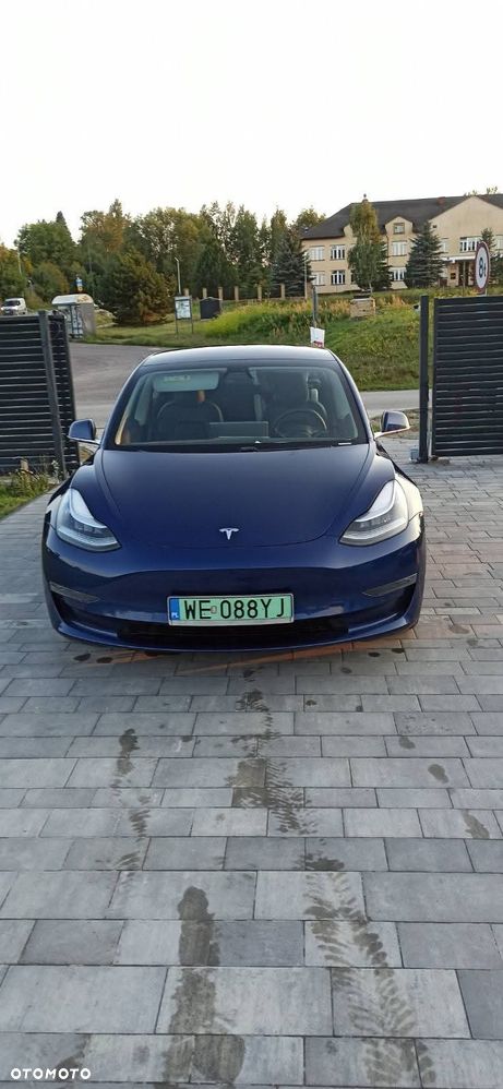 Tesla Model 3 Long Range AWD - 1