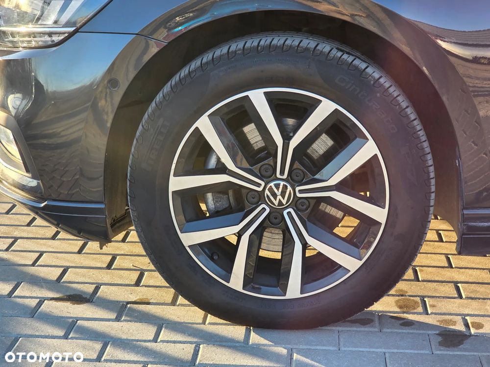 Volkswagen Passat 2.0 TSI Business DSG - 13