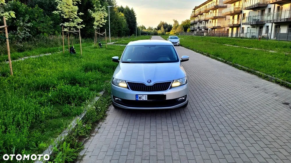 Skoda RAPID 1.0 TSI Style - 8