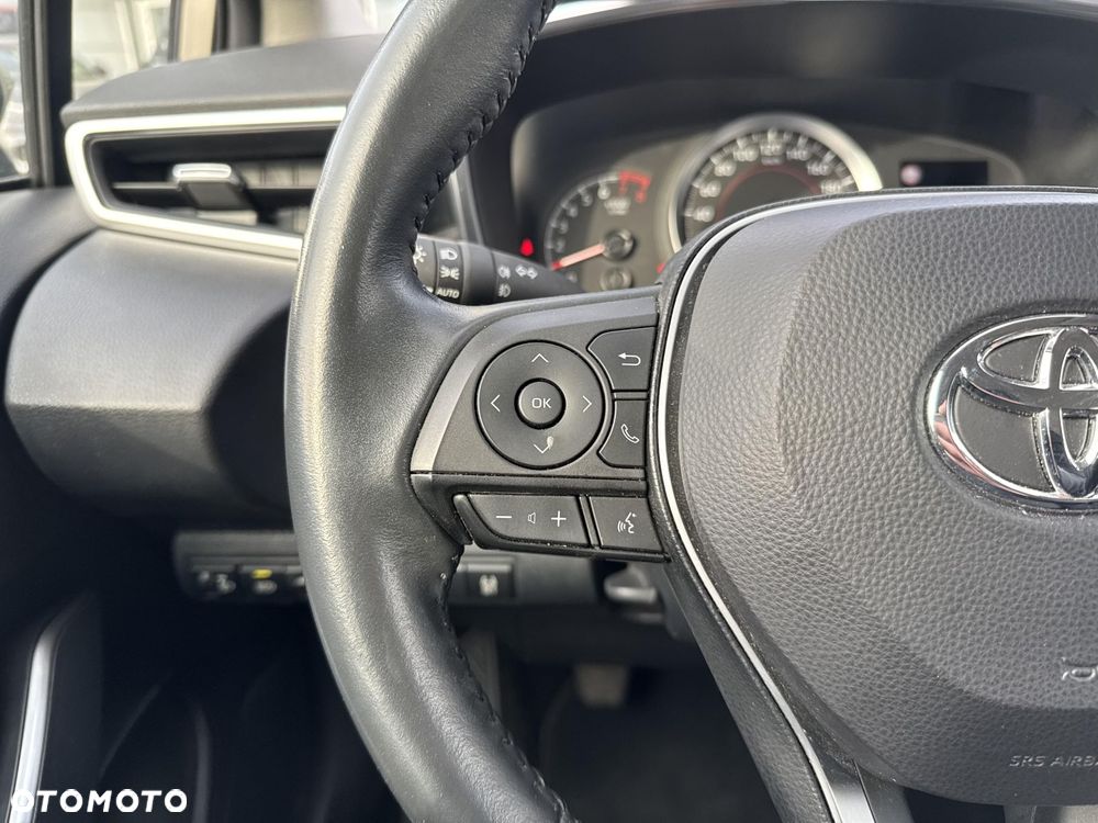 Toyota Corolla - 23