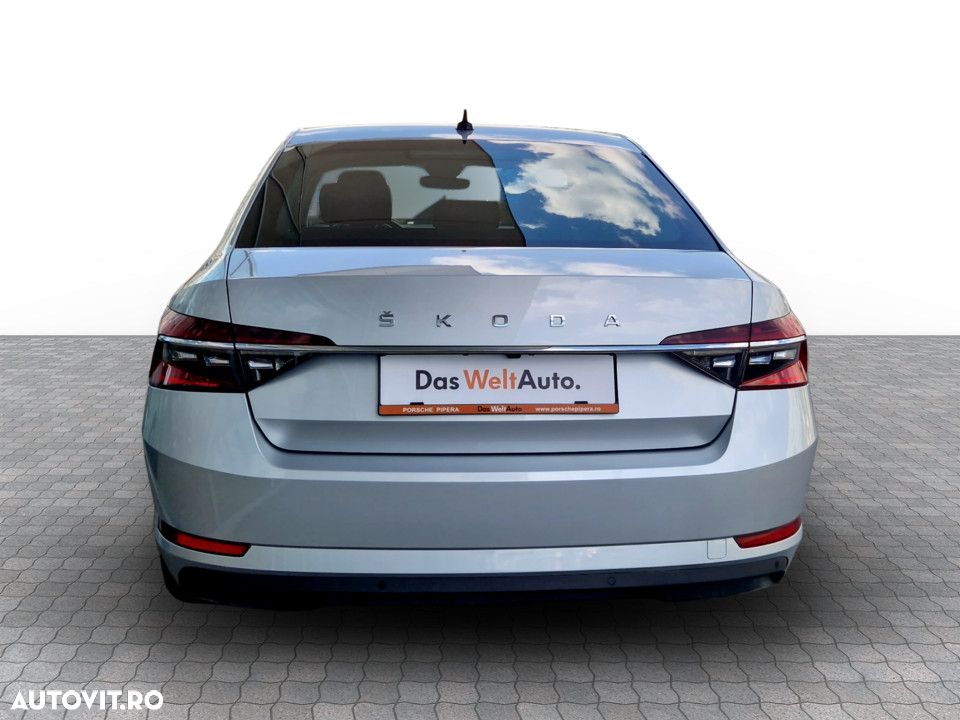Skoda Superb 2.0 TDI DSG Style - 9
