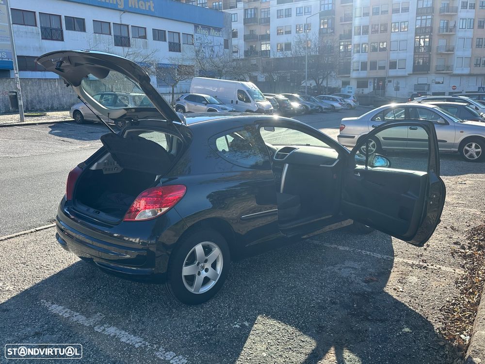 Peugeot 207 75 forever - 8