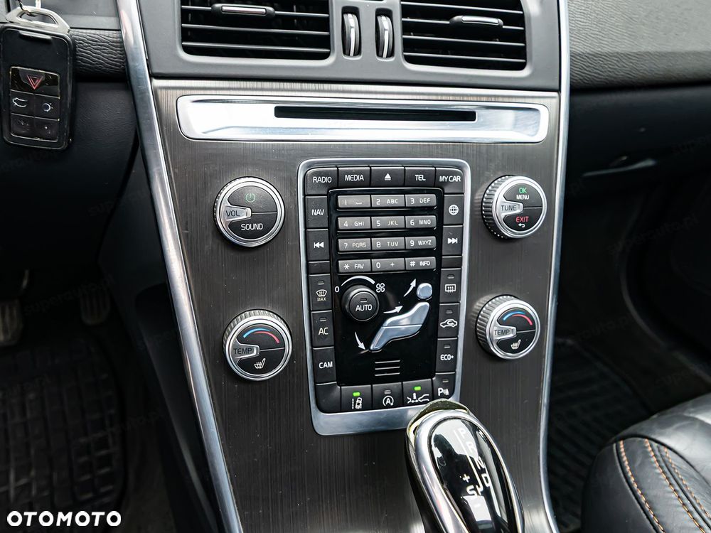 Volvo XC 60 - 23