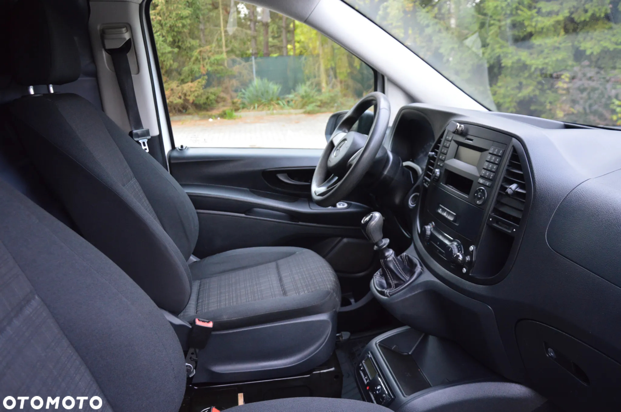 Mercedes-Benz VITO - 24