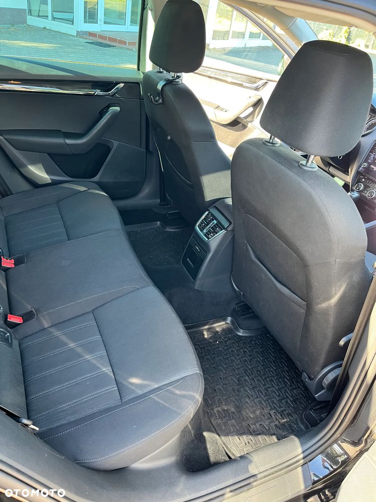 Skoda Octavia 2.0 TDI Style DSG - 21