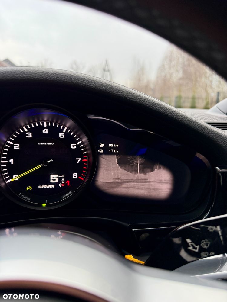 Porsche Panamera 4 - 17
