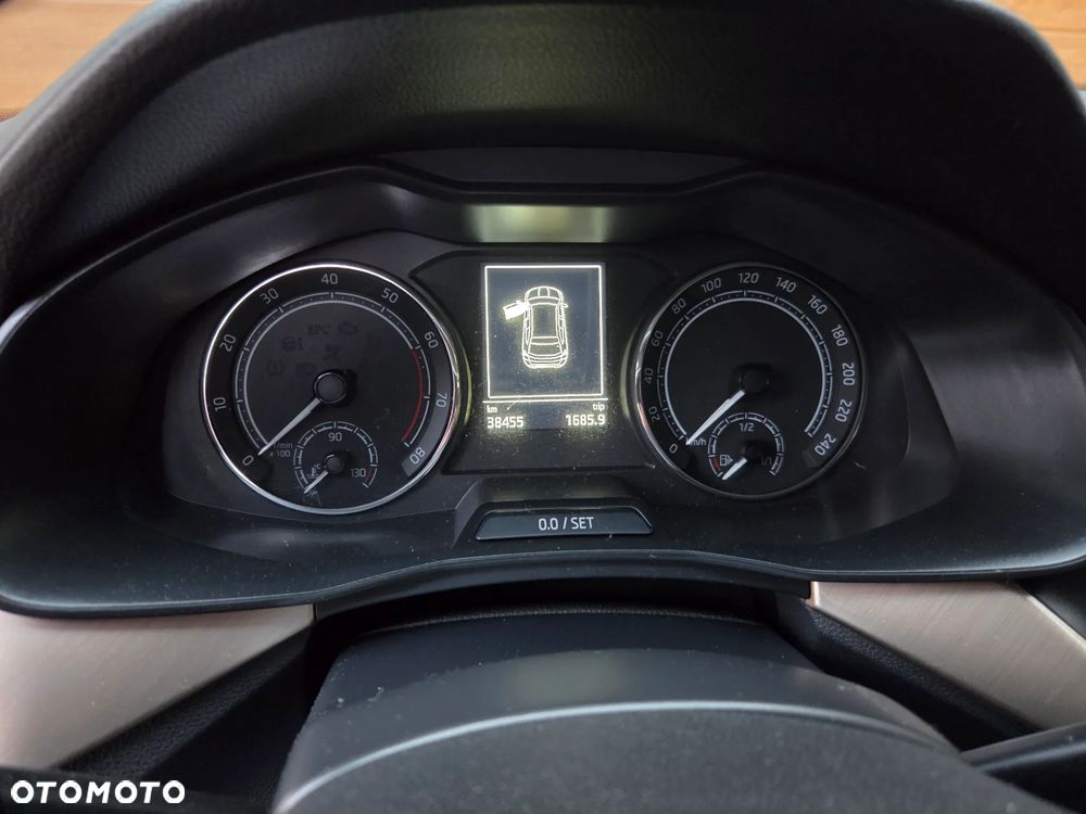 Skoda Kamiq 1.5 TSI DSG Drive - 9