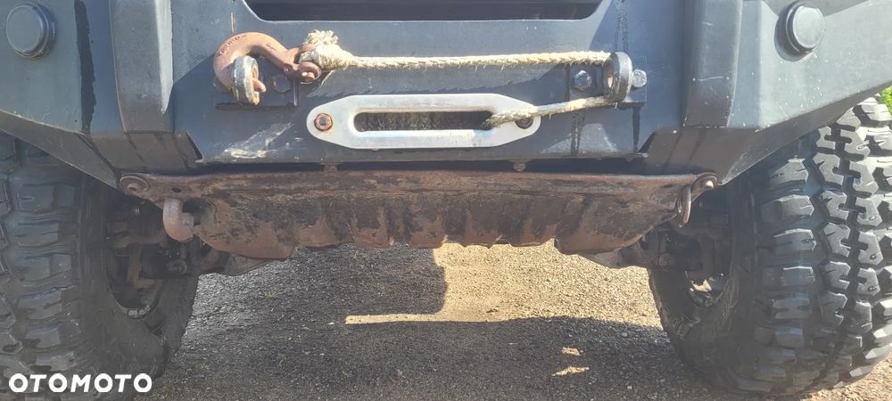 Mitsubishi Pajero - 9