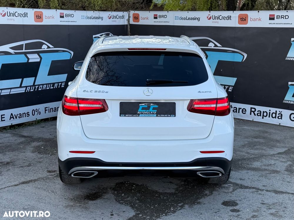 Mercedes-Benz GLC 250 d 4MATIC 9G-TRONIC AMG Line - 39