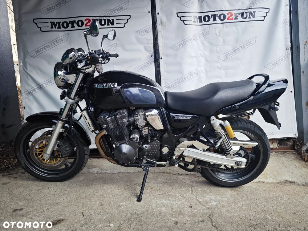 Suzuki GSX - 4