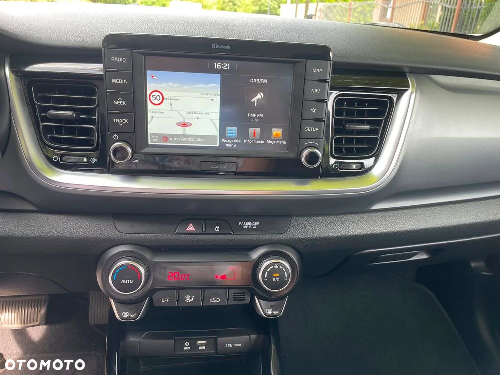 Kia Stonic 1.0 T-GDI MHEV L Business Line DCT - 13