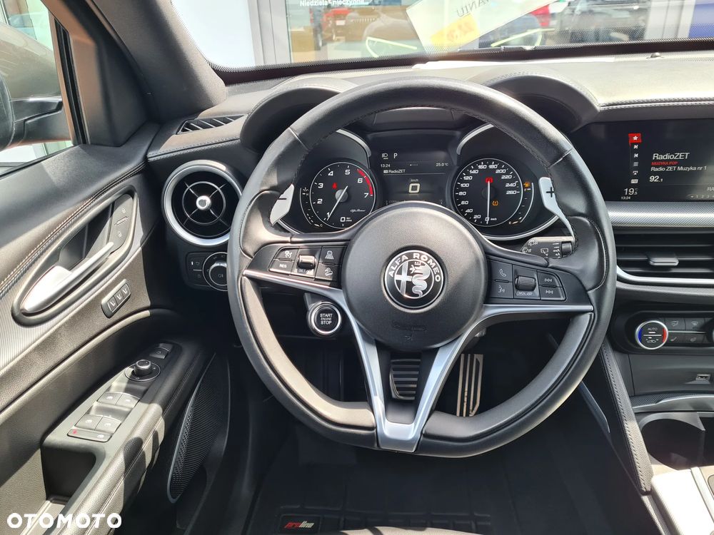 Alfa Romeo Stelvio 2.0 Turbo B-Tech Edition Q4 - 15