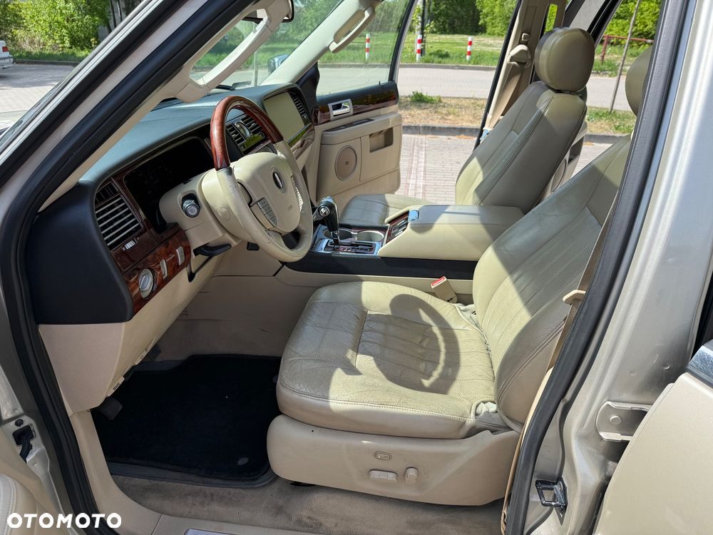 Lincoln Navigator 5.4 4WD Luxury - 21