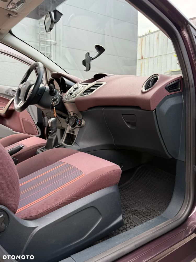 Ford Fiesta 1.6 TDCi Trend - 22