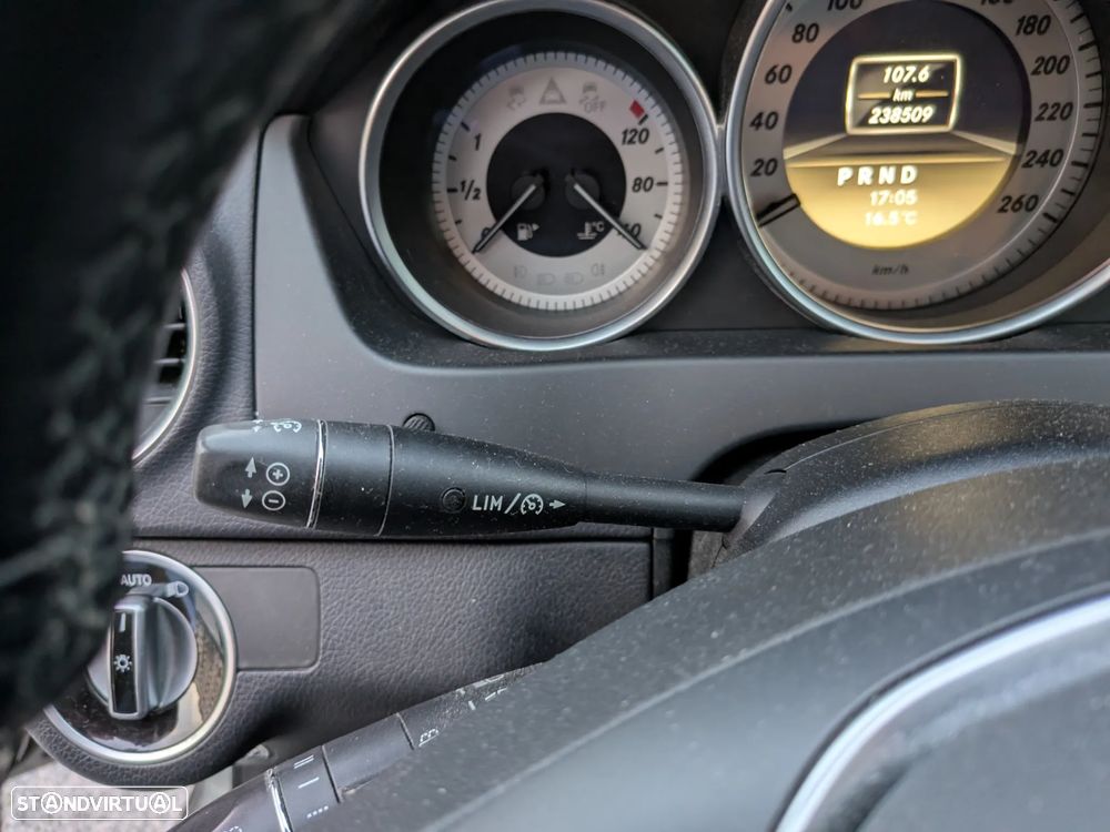 Mercedes-Benz C 220 Station CDI DPF Auto BlueEFFICIENCY Avantgarde - 7