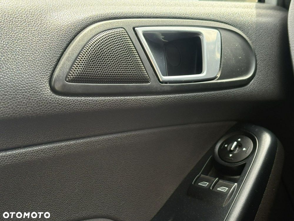 Ford Fiesta 1.0 Silver X (Trend) EU6 - 19