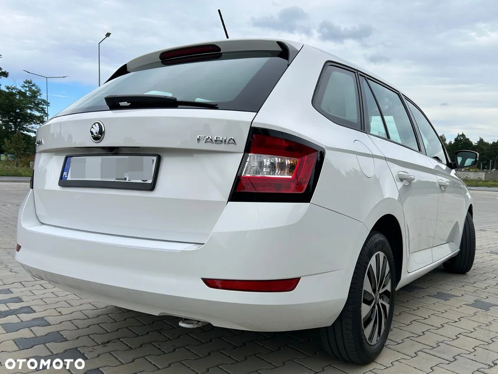 Skoda Fabia 1.0 TSI Clever - 21