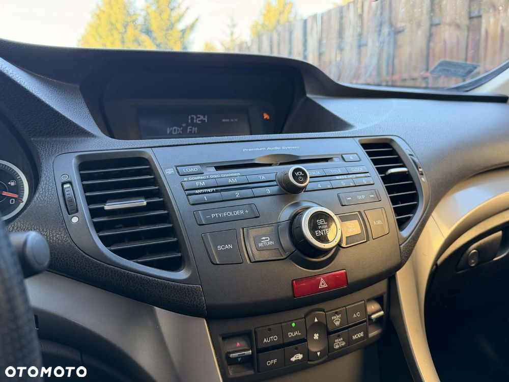 Honda Accord 2.2d Elegance Nav - 7