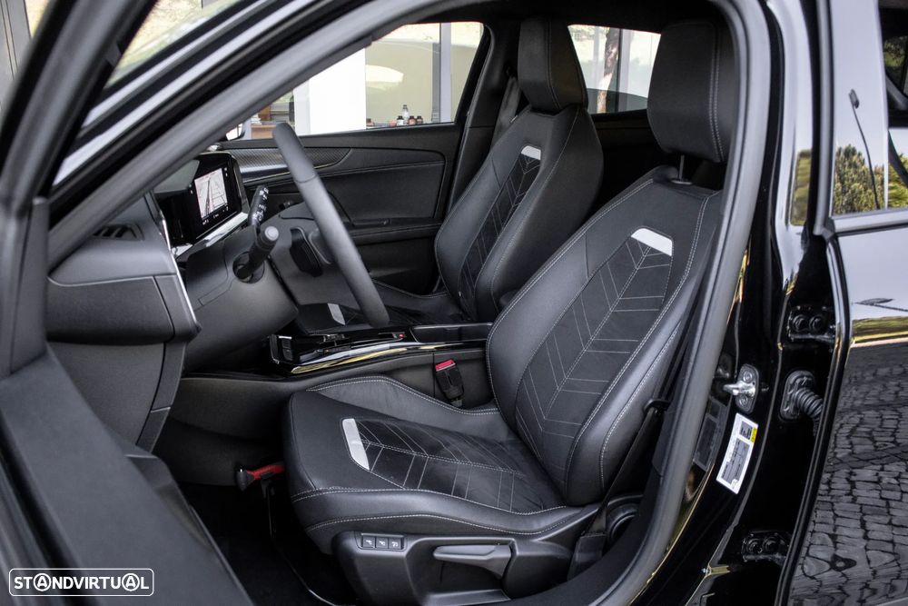 Opel Mokka 1.2 Hybrid GS eDCT - 24