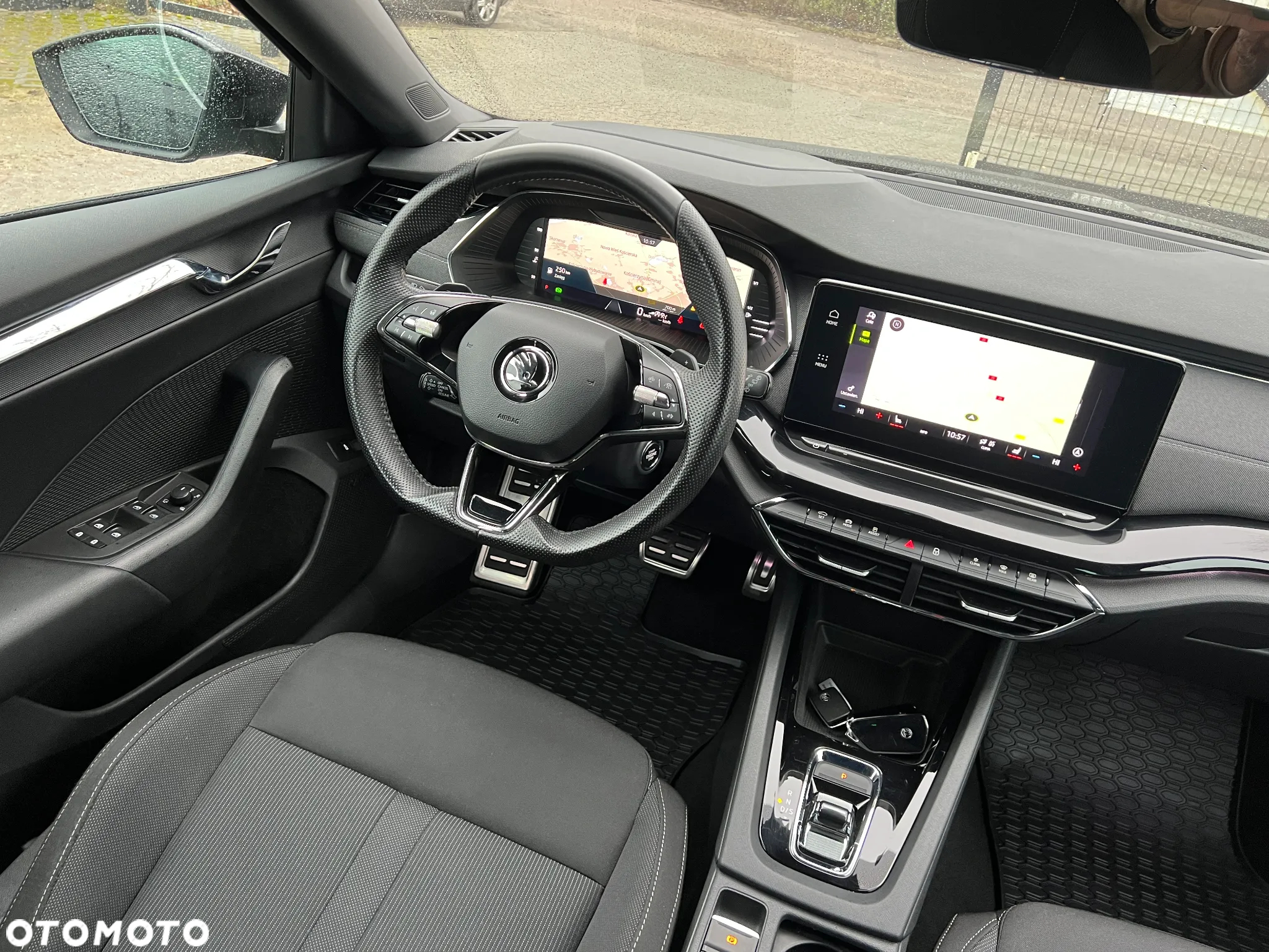 Skoda Octavia 2.0 TDI DSG Sportline - 19