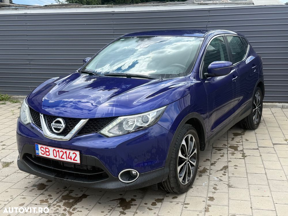 NISSAN Qashqai 2015