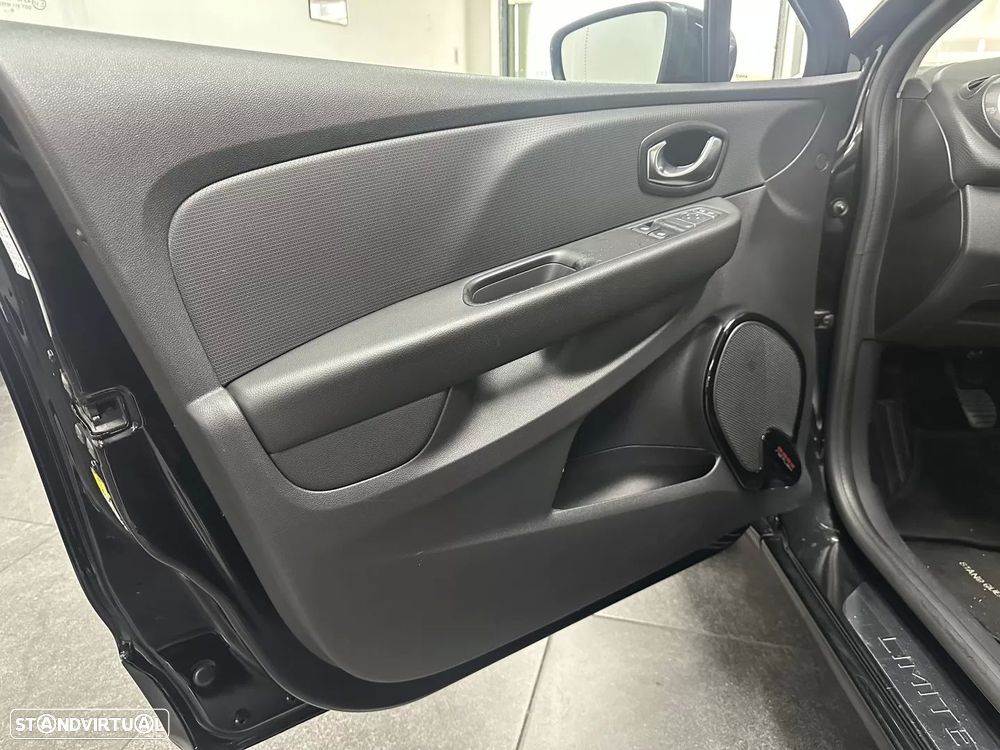 Renault Clio Sport Tourer 1.5 dCi Limited - 5