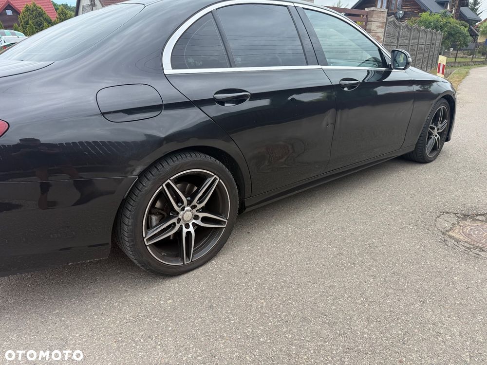 Mercedes-Benz Klasa E 350 d 9G-TRONIC - 4