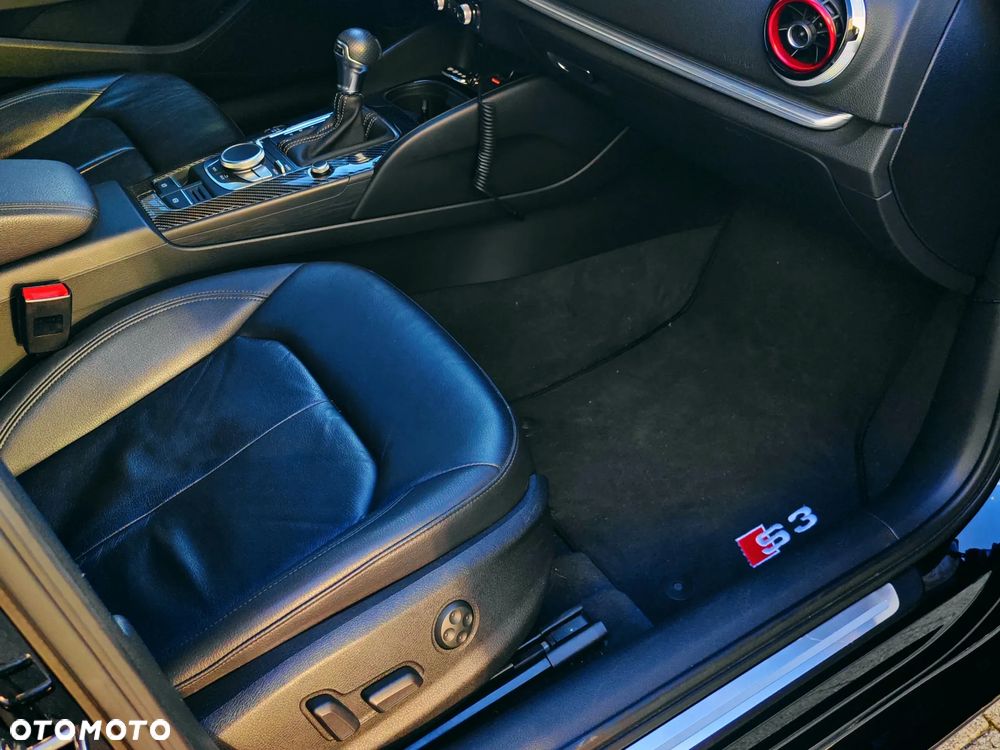 Audi A3 Limousine 40 TFSI Quattro S tronic - 12