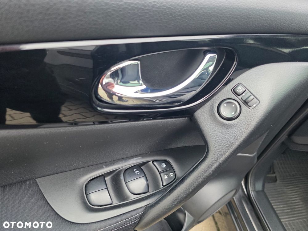 Nissan Qashqai 1.2 DIG-T N-Connecta - 20