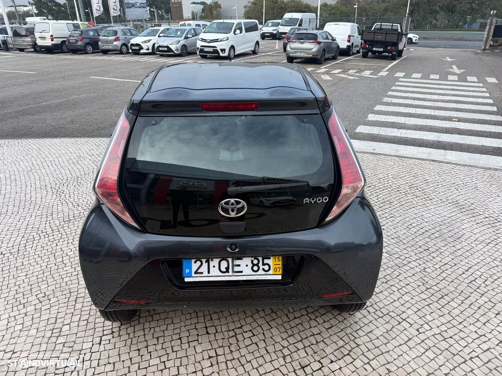 Toyota Aygo 1.0 X-Play Plus+X-Touch +TSS MM - 6