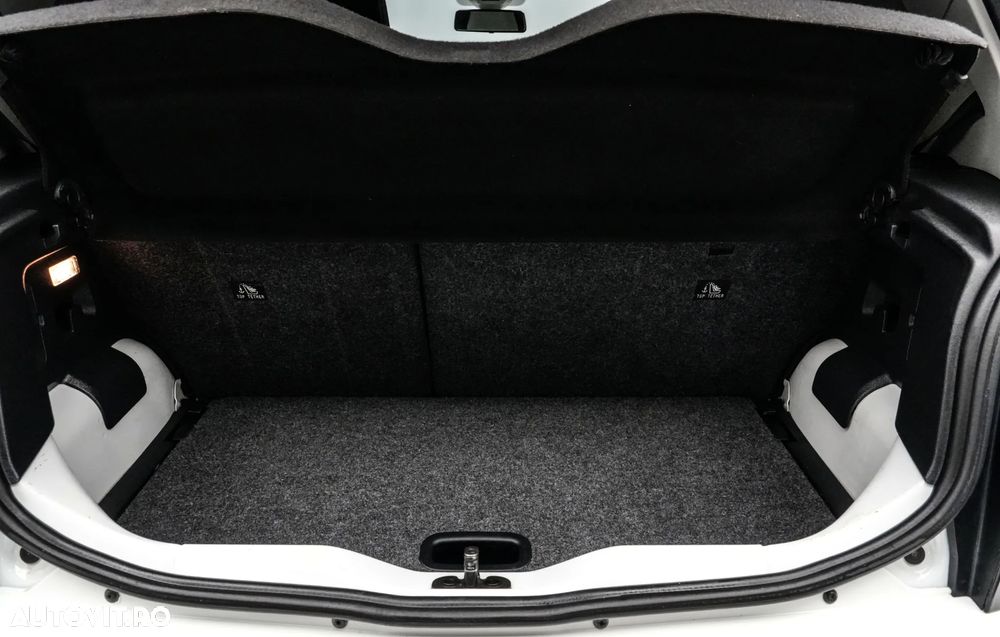 Volkswagen up! 1.0 BMT MPI High - 19