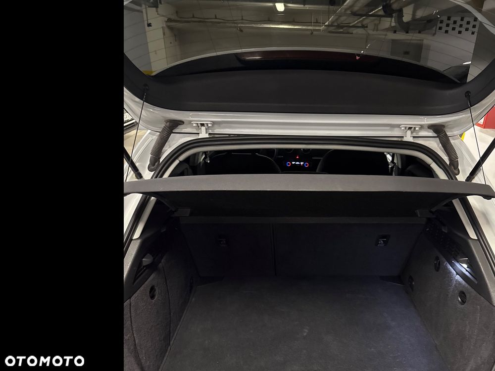 Audi A3 Sportback 1.6 TDI - 10