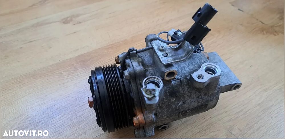 Compresor aer conditionat clima ac climatizare mitsubishi outlander diesel 2.0d 140 hp 2007 - 2008 - 2009 - 2010 - 2011 -2012 - 1