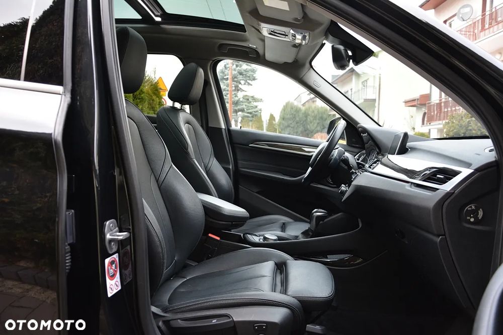 BMW X1 xDrive20d xLine - 6