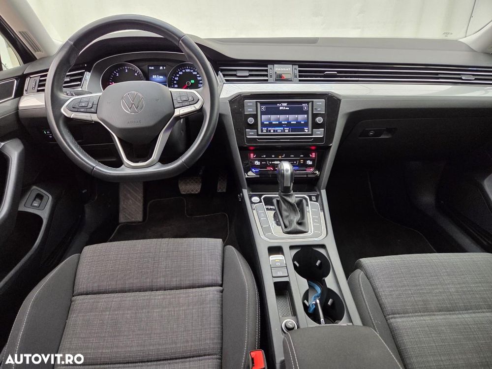 Volkswagen Passat 2.0 TDI DSG Comfortline - 8