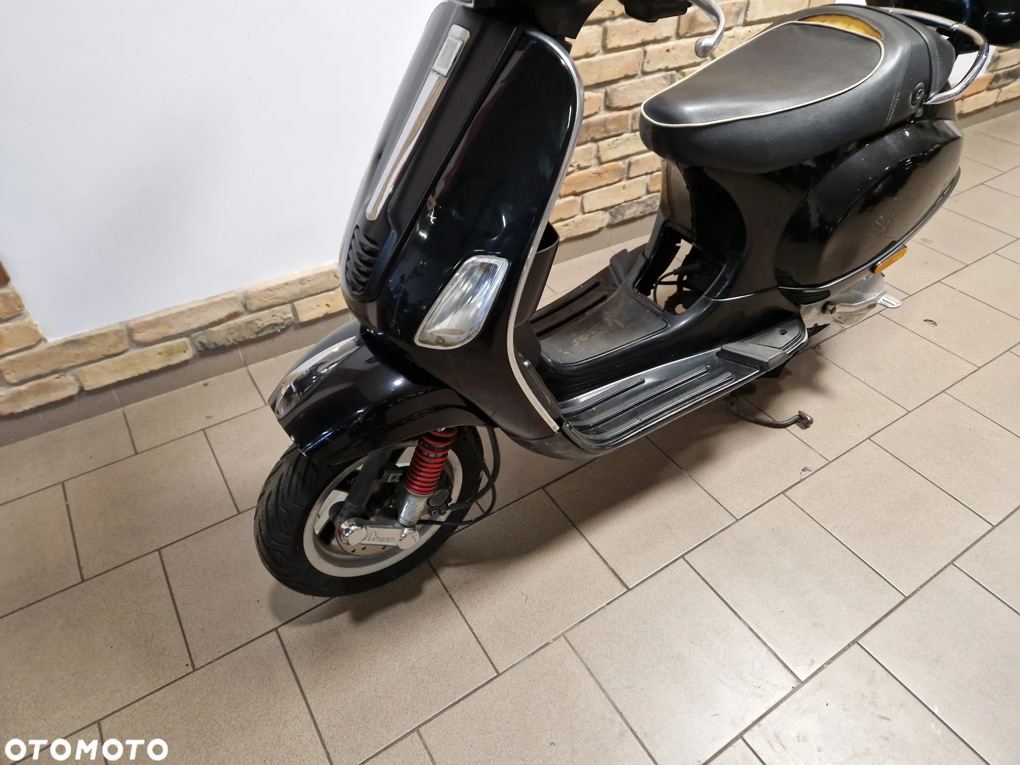 Vespa LX - 13