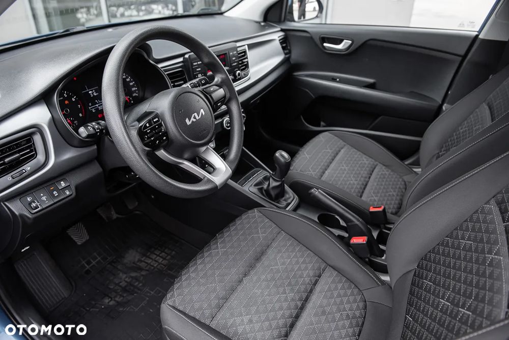 Kia Rio - 24