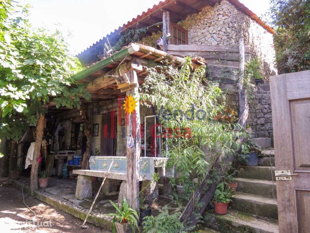 Vende-se Quintinha e Casa- Gerês-Braga - Grande imagem: 4/14