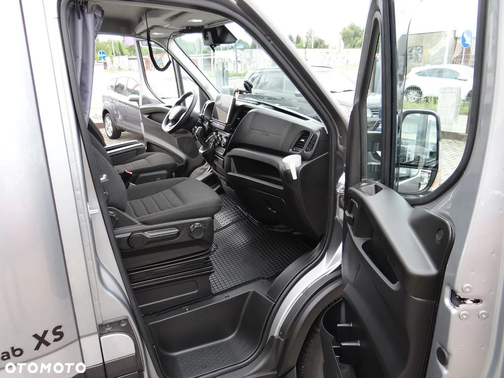 Iveco DAILY 35S-210-HiMATIC,AiR PRO,LEDY,NAVI, WEBASTO,SYPIALNIA LAMAX - 26