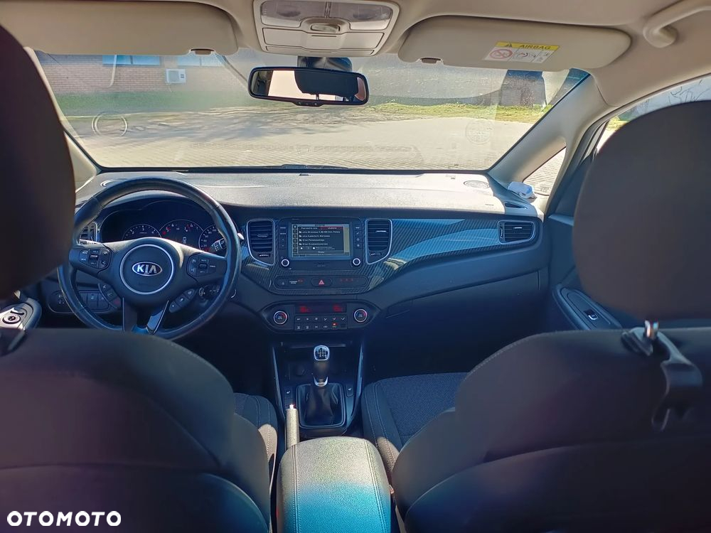 Kia Carens 1.7 CRDi L - 11