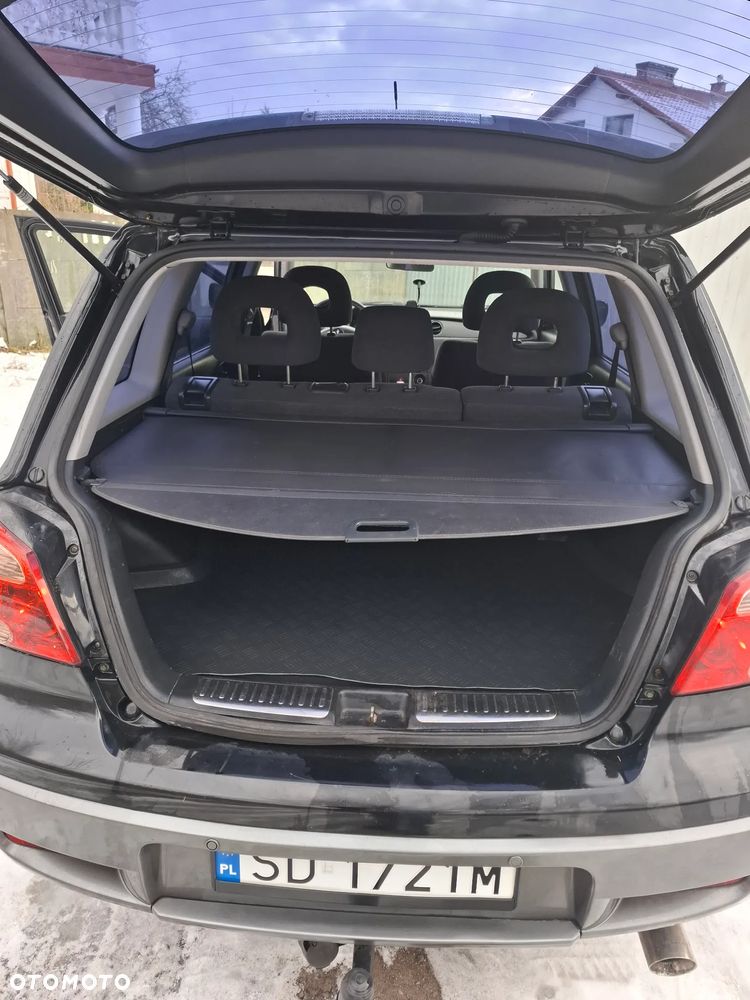 Mitsubishi Outlander 2.0 Comfort 4WD - 2