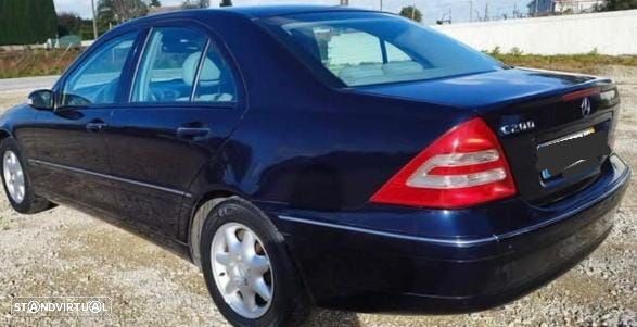 Mercedes-Benz C 200 - 4