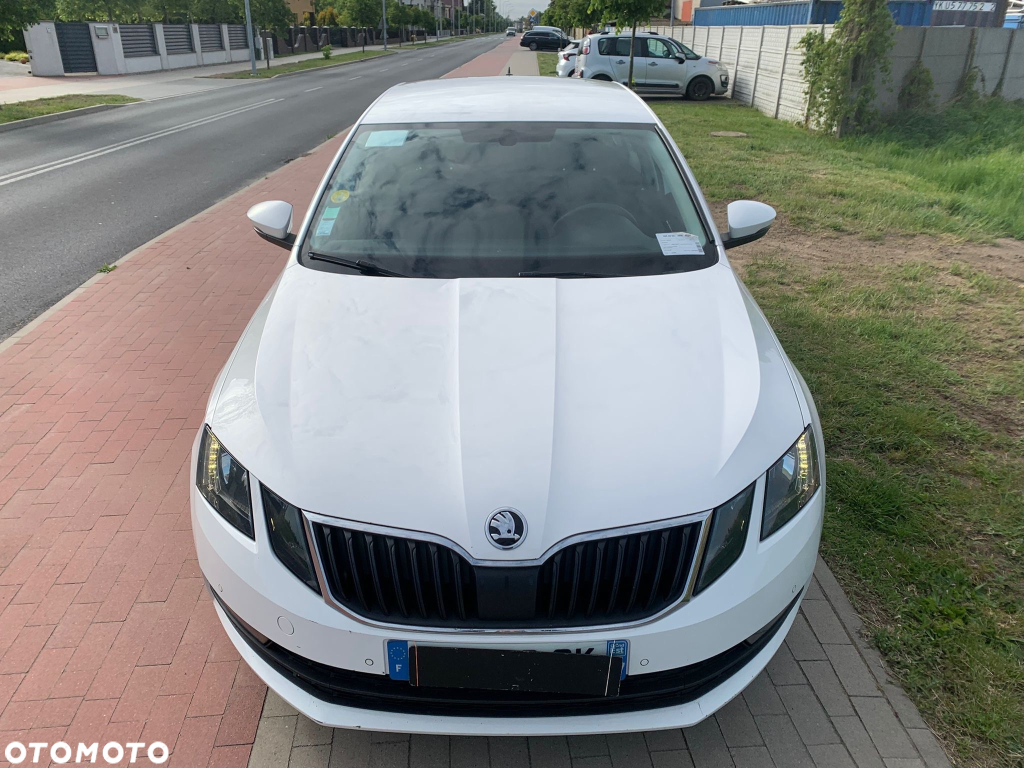 Skoda Octavia 1.6 TDI DSG Ambition - 4