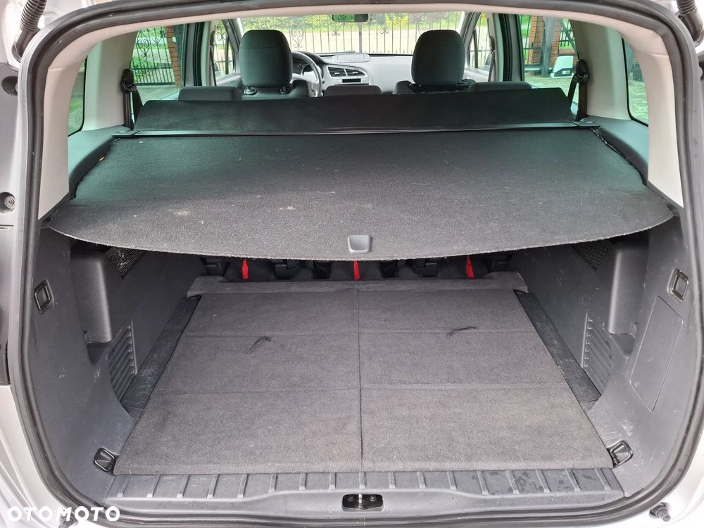Peugeot 5008 - 20
